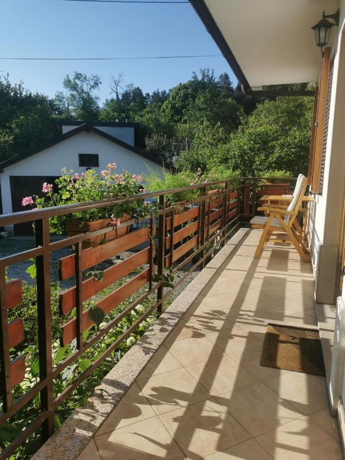 Farm Stay Pri Cepcovih Golac Exterior photo